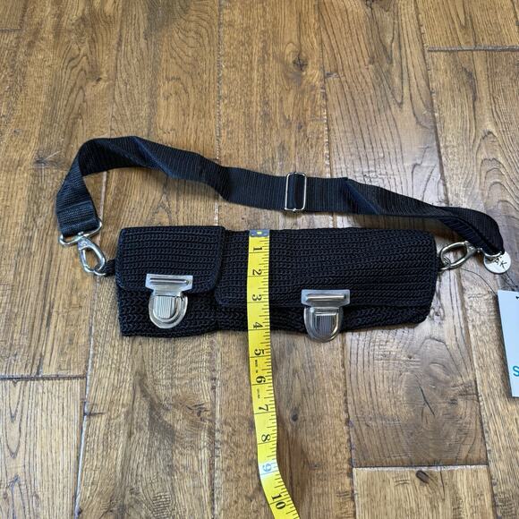 NWT The Sak Black Crochet Belt Bag Fanny Pack Crossbody Silver Hardware - Picture 3 of 5